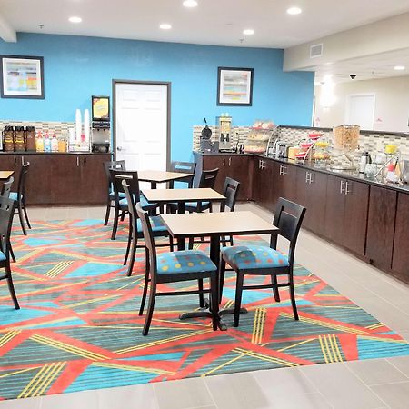 Hawthorn Suites Irving Dfw South Екстериор снимка